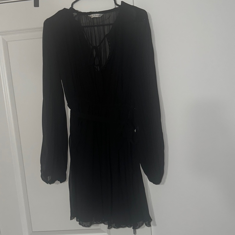 long sleeve black dress